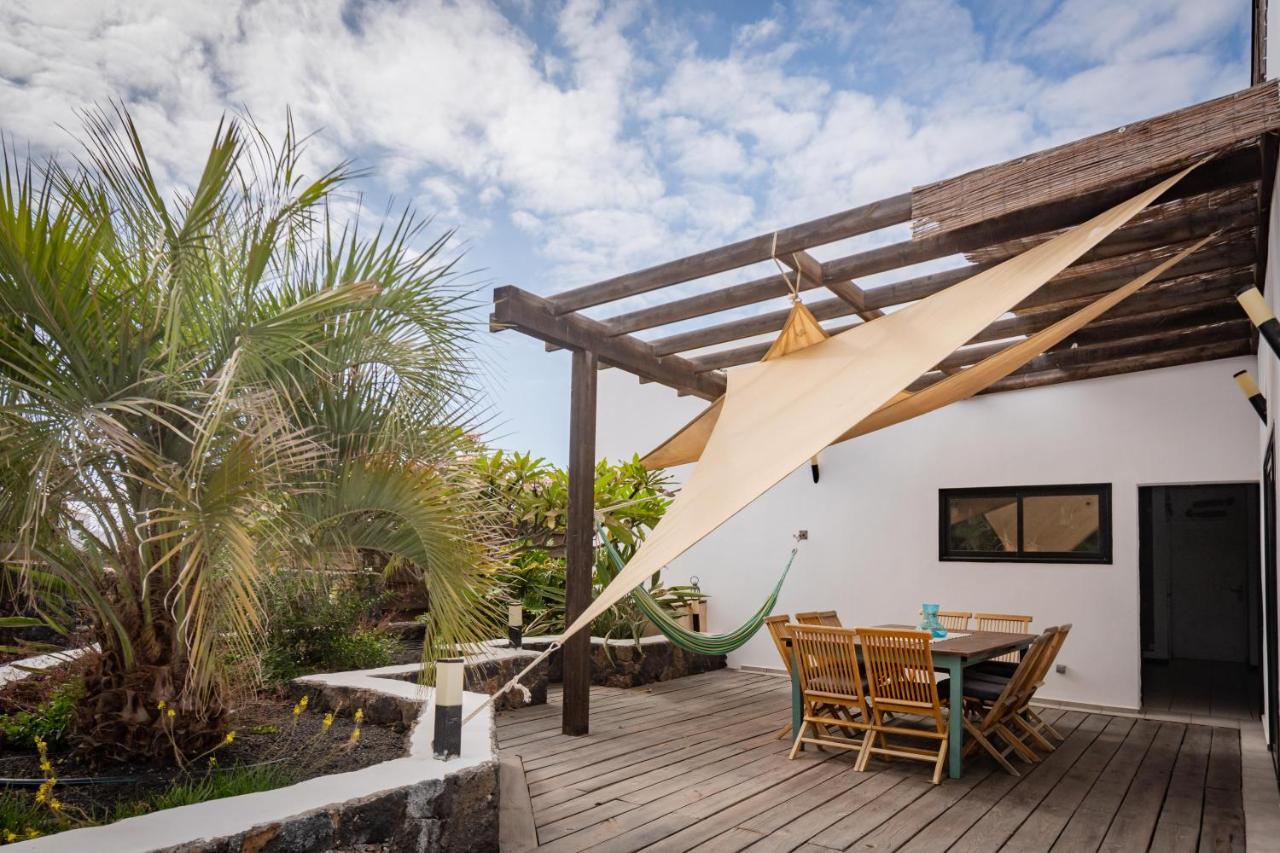 Creative Harbour Fuerteventura Albergue Lajares Exterior foto